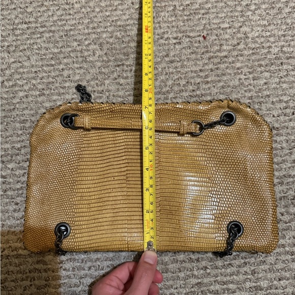 Bottega Veneta Lizard Shoulder Bag With Matching Compact Mirror One Size - Picture 14 of 15